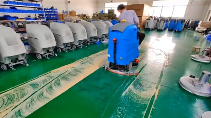 潮州2023年还在用人工的物业保洁不妨试试洗地机吧